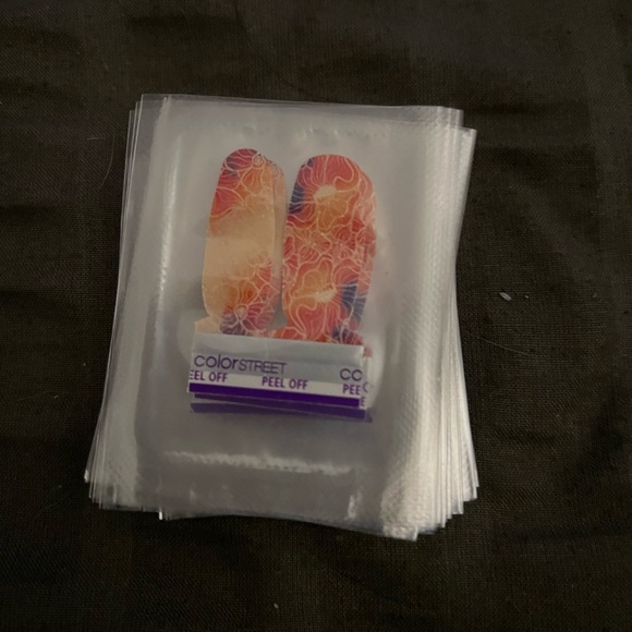 Color Street - Picture 10 of 10